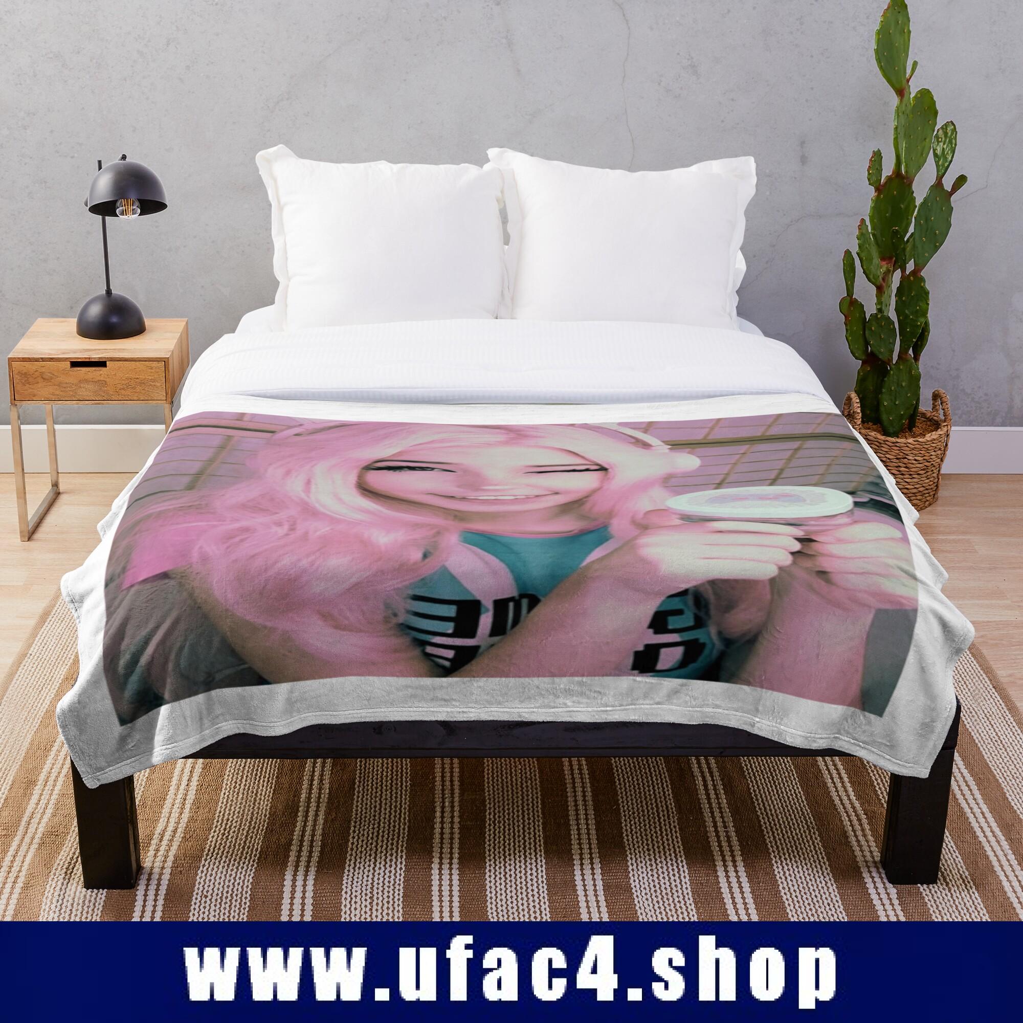 Belle Delphine Blink Blanket Premium Merch Store